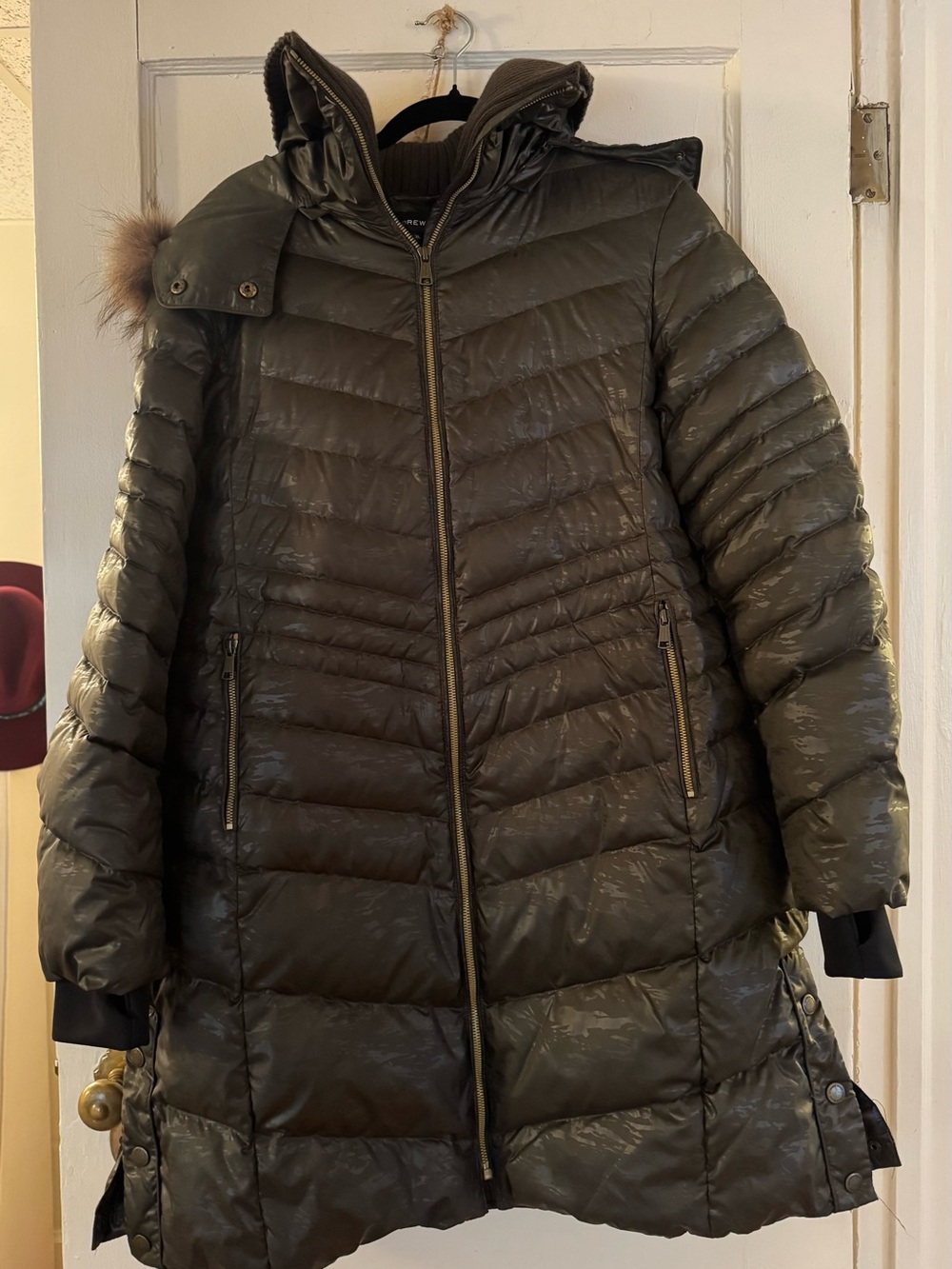 Andrew Marc Olive Green Quilted Puffer Coat with Hood and Genuine Fox Fur Trim - Picture 2 of 6